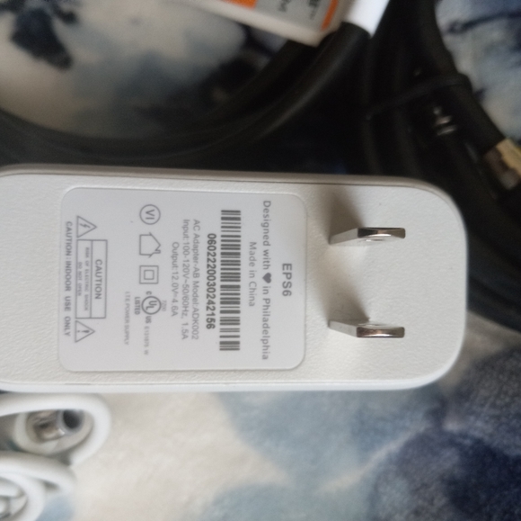 Comcast Equipment Newest Model HD/DVR Box & Wi-Fi/Home Phone xFi Box Plus Cords - Picture 13 of 14